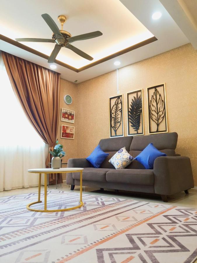 Klia Ehsan Residence Sepang Nilai Greenery 8 Pax Air-Con Экстерьер фото