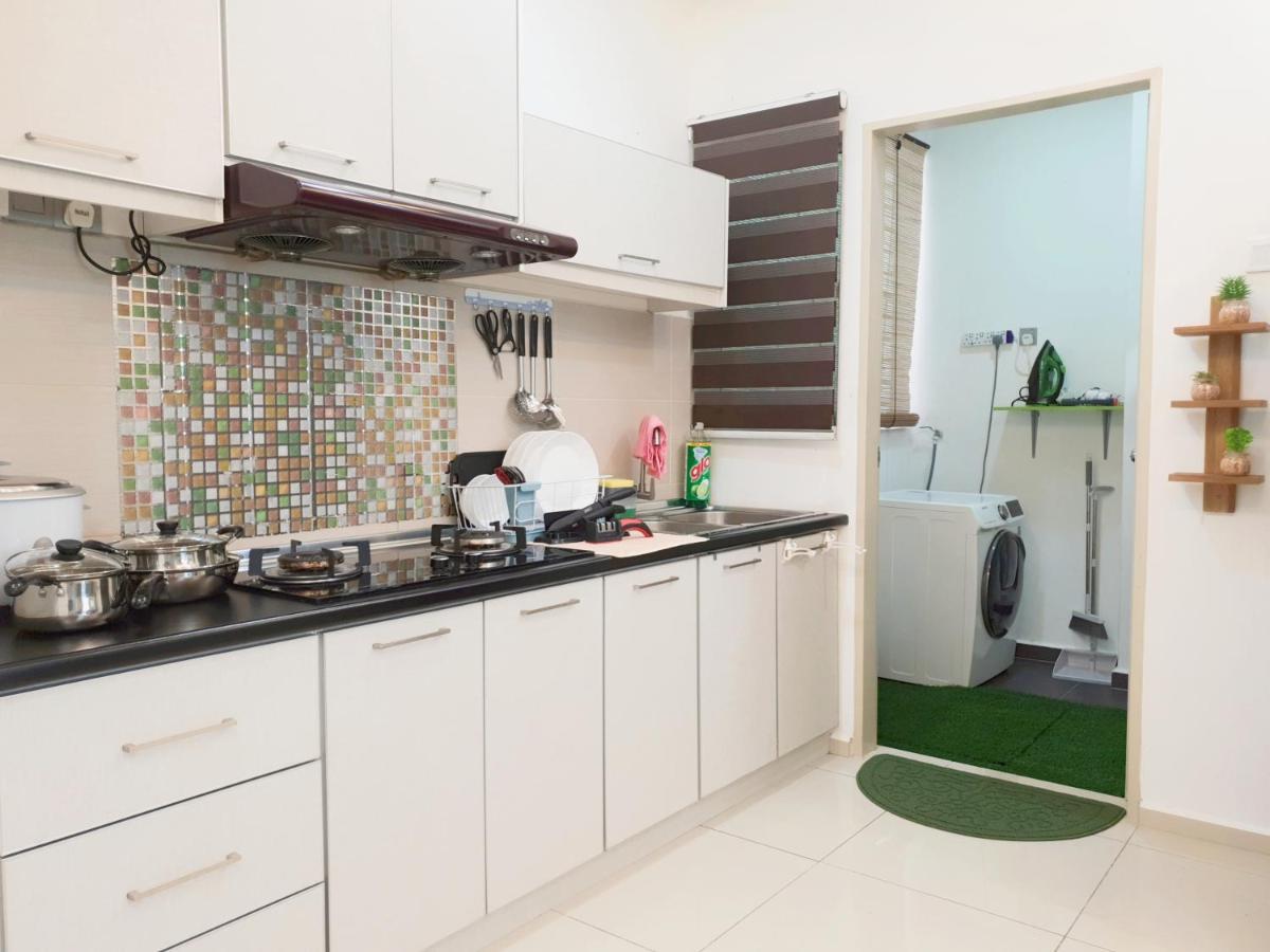 Klia Ehsan Residence Sepang Nilai Greenery 8 Pax Air-Con Экстерьер фото