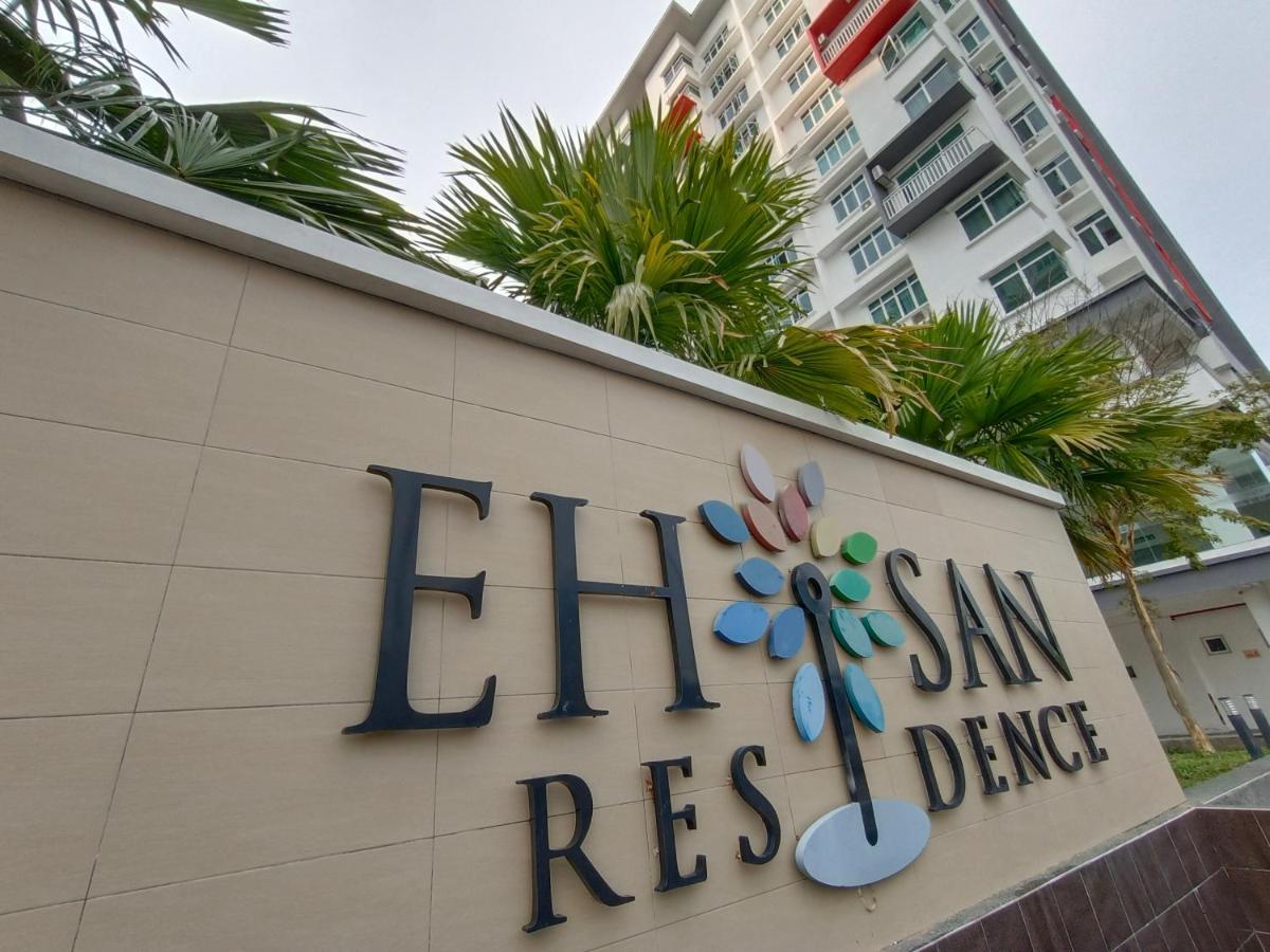 Klia Ehsan Residence Sepang Nilai Greenery 8 Pax Air-Con Экстерьер фото