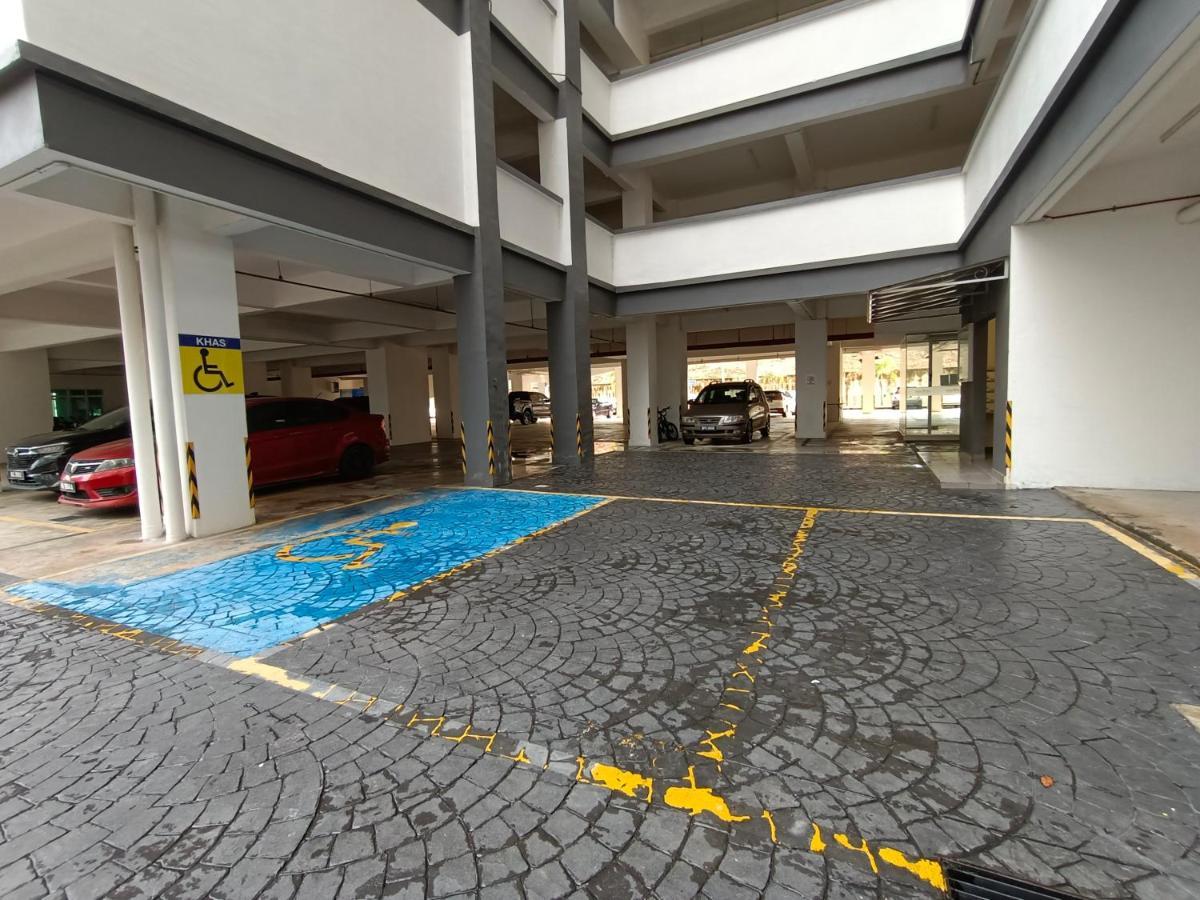Klia Ehsan Residence Sepang Nilai Greenery 8 Pax Air-Con Экстерьер фото