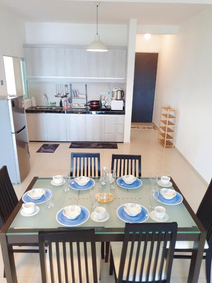 Klia Ehsan Residence Sepang Nilai Greenery 8 Pax Air-Con Экстерьер фото