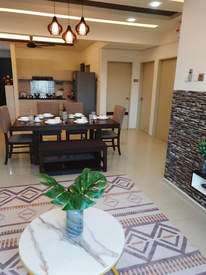 Klia Ehsan Residence Sepang Nilai Greenery 8 Pax Air-Con Экстерьер фото