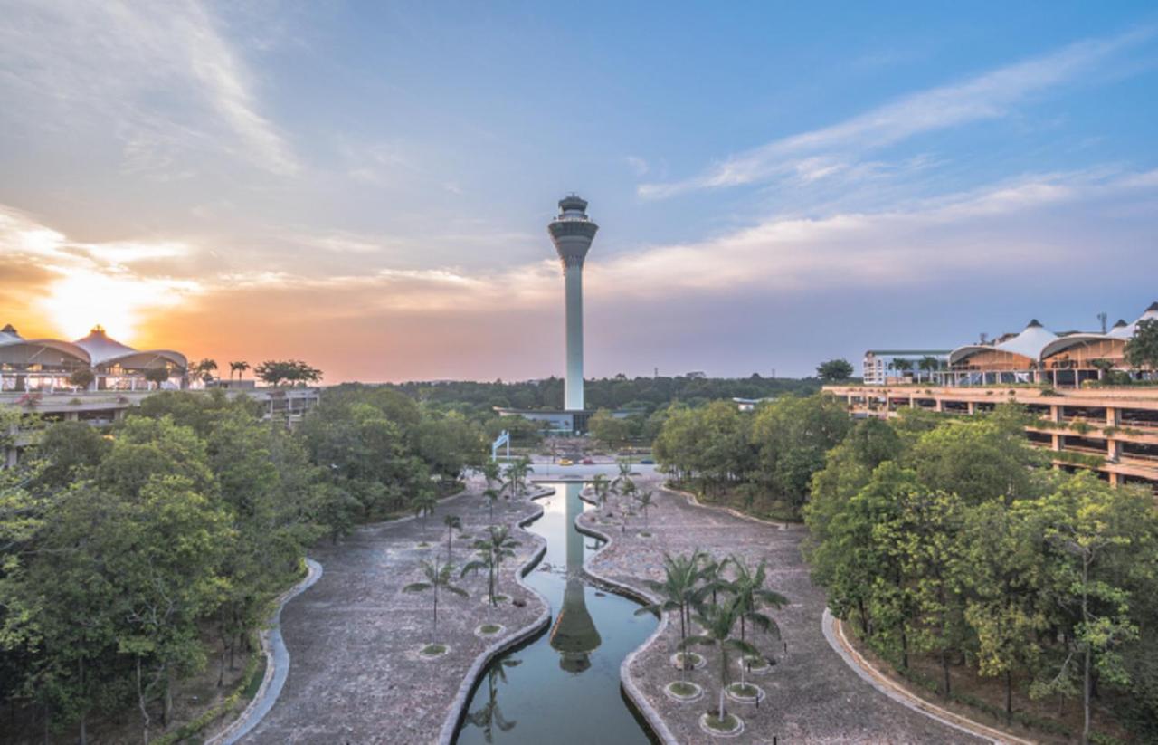 Klia Ehsan Residence Sepang Nilai Greenery 8 Pax Air-Con Экстерьер фото